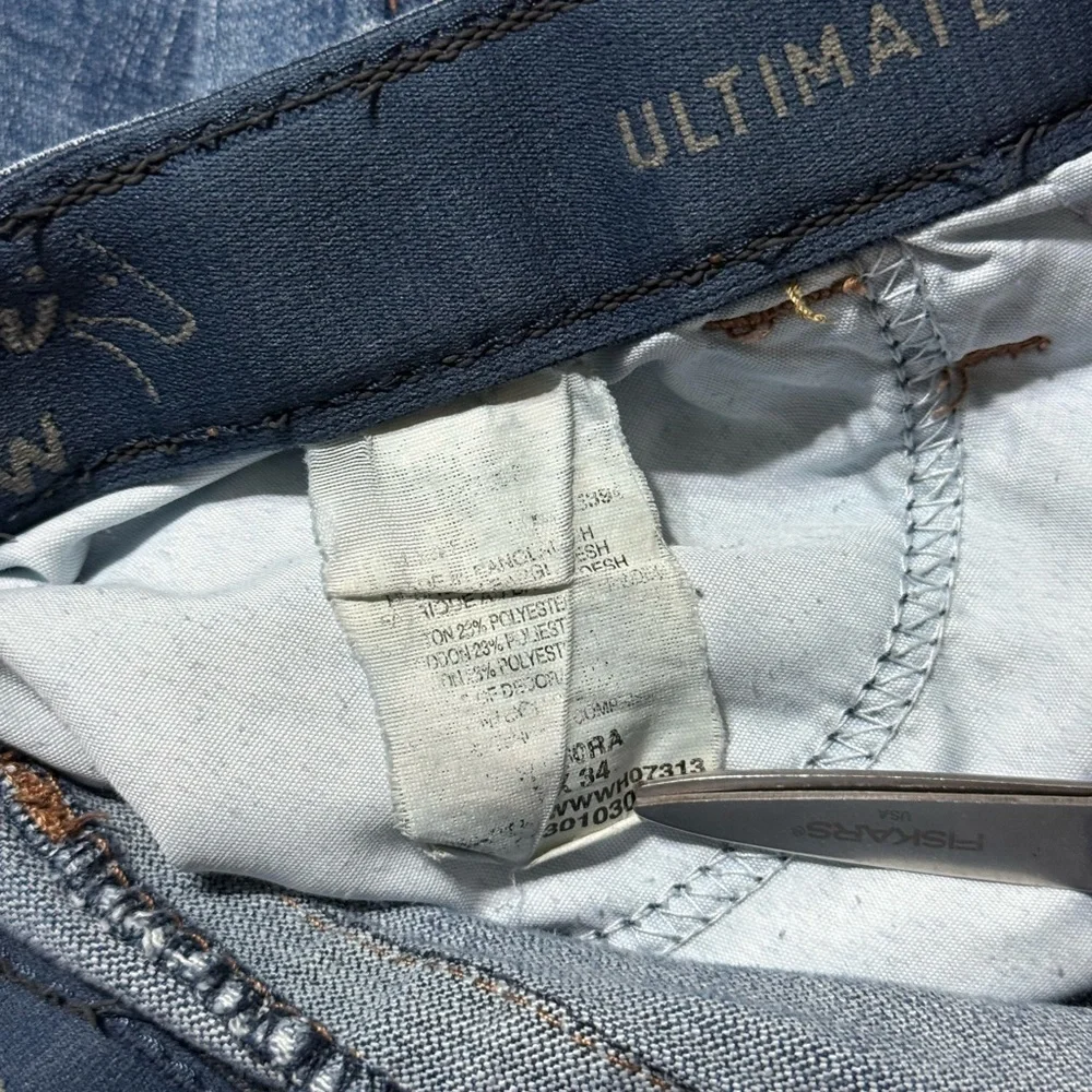 Wrangler Willow Ultimate Riding Women's 34x32 Jeans Bootcut Western Cowgirl‎